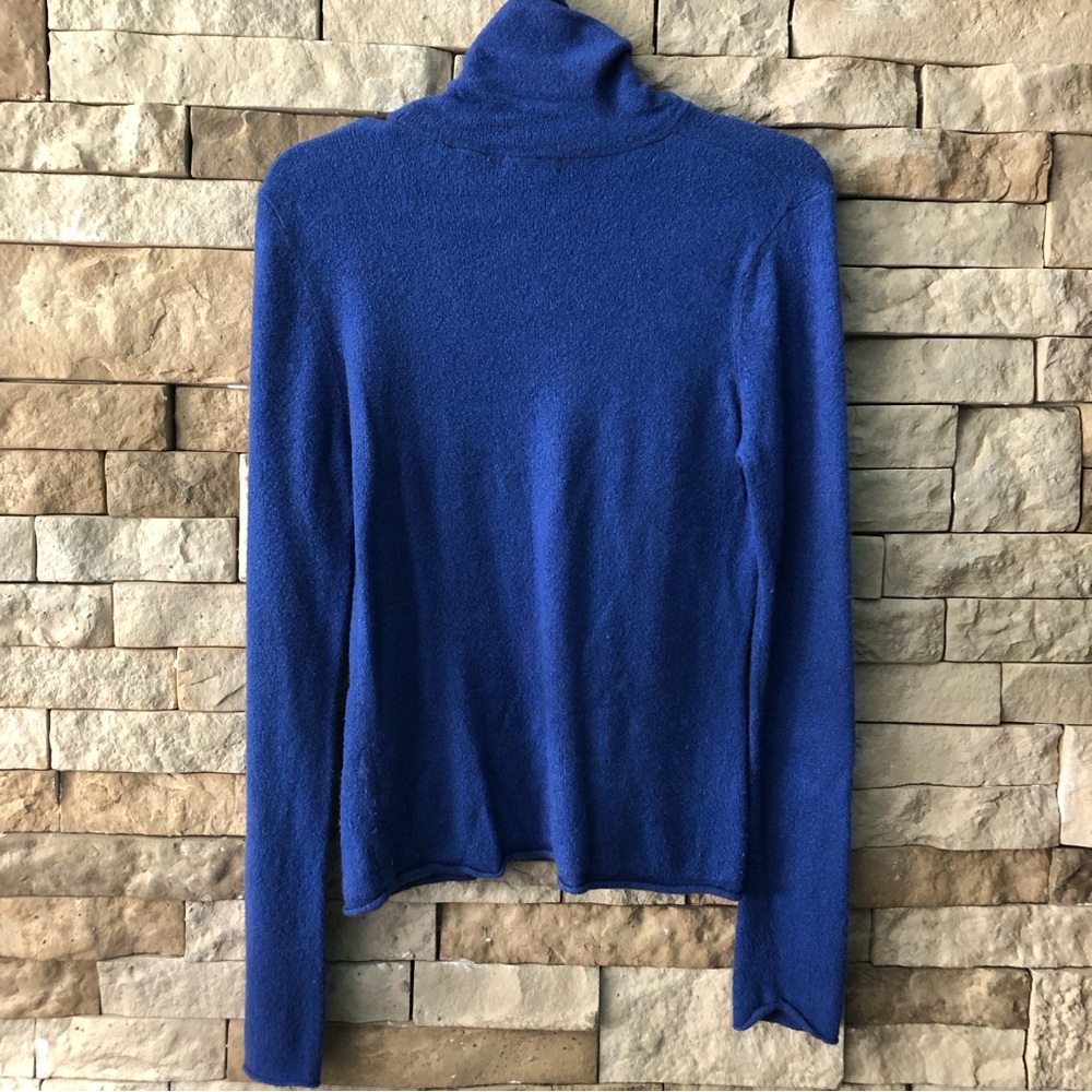 Moda International Turtleneck Sweater Blue Size Medium —#012 - Picture 3 of 7